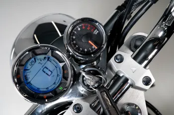 Lifan V 16